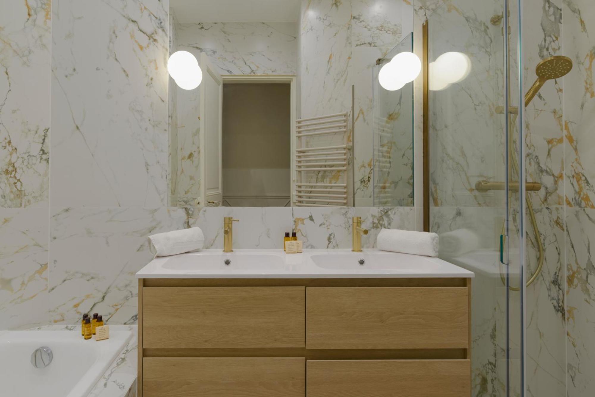 Courcelles Prestige * Parigi