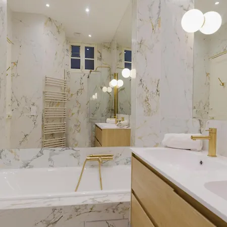 Courcelles Prestige Appartamento